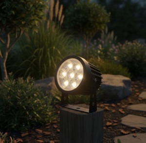 Đèn cắm cỏ VNT-79