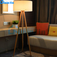 Đèn Cây Đứng Đọc Sách 3 Chân Gỗ Trang Trí Phòng Khách Phòng Ngủ DC539 Ngân Tin (Tặng kèm một bóng Led Bulb 12W ánh sáng vàng)