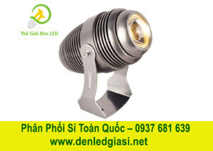 Đèn chiếu cỏ RN 07 10W