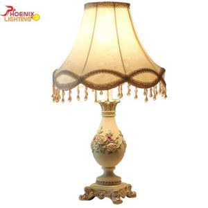 Đèn để bàn B 5299