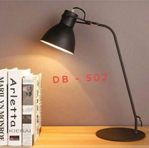 Đèn để bàn DB502