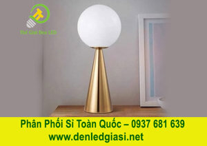 Đèn để bàn DB585