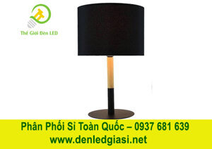 Đèn để bàn DB597