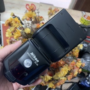 Đèn flash Nikon SB-28