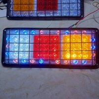 Đèn hậu ô tô lông sắt, dài 34 cm x rộng 13 cm có nháy viền 7 màu, điện 12v / 24v