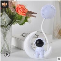 Đèn học để bàn phi hành gia - Đèn led decor bàn làm việc