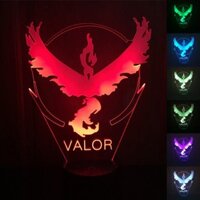 Đèn Led 3D Chiếu Ánh Sáng Hình Logo Team Valor Trong Pokemon Sáng Tạo