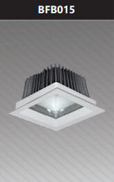 Đèn led downlight vuông chống thấm âm trần cao chiếu sâu 10w BFB015