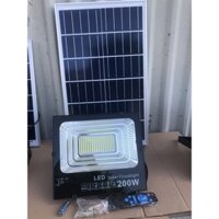 Đèn LED pha 200w năng lượng mặt trời GD TGS15