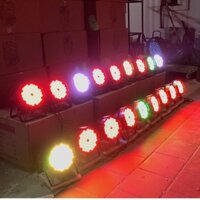 Đèn led sân khấu - Đèn Par LED 54 bóng x 9w full 7 màu có điều khiển - Đèn chớp karaoke