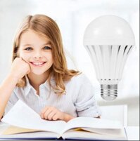 Đèn Led Tích Điện 9W