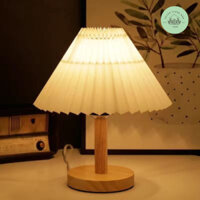 Đèn ngủ chân gỗ để bàn xếp ly, kiểu dáng vintage