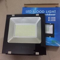 Đèn pha led 100w ,50W ánh sáng trắng , đèn led