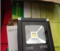 Đèn pha Led 10W mỏng IP65