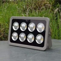 Đèn pha Led dành cho tàu cá, giải pháp công nghệ siêu tiết kiệm cho ánh sáng như ban ngày