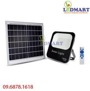 Đèn pha led năng lượng mặt trời 30W Kingled EC-FLSL-30