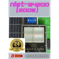 Đèn pha năng lượng mặt trời NLMT-84200 (200W）