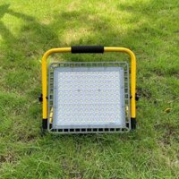 Đèn pha xách tay ASAKA 300w chống lóa, có thấu kính quang học tăng gấp đôi cường độ ánh sáng (mã DP93)