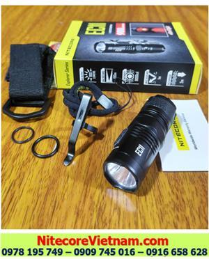 Đèn pin cầm tay Nitecore EC11