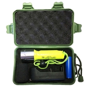 Đèn pin lặn XML T6