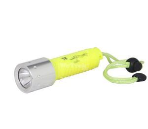 Đèn pin lặn XML T6