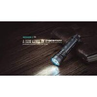 Đèn pin Olight Seeker 3 chống nước: IPX8 Độ sáng: 3200 lumens