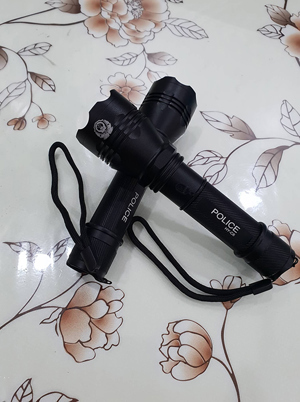 Đèn pin siêu sáng Huoyi HY-C6