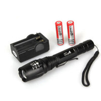 Đèn pin siêu sáng Ultrafire X7 siêu zoom, dùng 2 pin sạc Lithium cao cấp – (mã DP07)