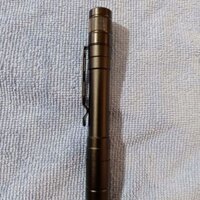 ĐÈN SOI ĐỒNG TỬ , ĐÈN KÍCH THÍCH THỊ GIÁC CHO BA MẸ CỬA SỔ VÀNG