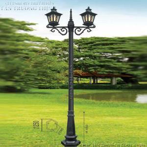 Đèn trụ sân vườn 046