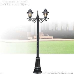Đèn trụ sân vườn 053