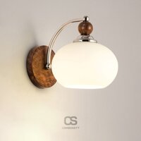 Đèn Tường Đế Gỗ và Chuôi Gỗ Phong Cách Cổ Điển Kết Hợp Với Chao Trắng Để Tôn Nét Sang Trọng