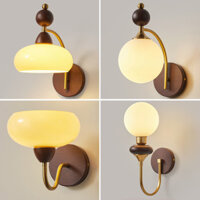 Đèn tường màu óc chó mang đến chao đèn thủy tinh, hiện đại phong cách retro thiết kế, đèn trang điểm phòng tắm, đèn tường gỗ, Thích hợp cho phòng ngủ, phòng khách,