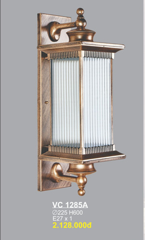 Đèn tường ngoài trời cổ điển VC 1285A