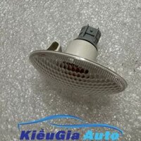 Đèn xi nhan hông tai xe Suzuki APV 2012-2018 8381161J00000