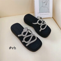 dép bánh mì đá rắn