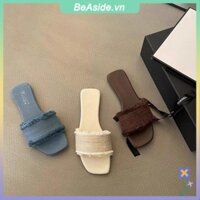 Dép đế phẳng mũi vuông