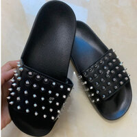 Dép đinh nam nữ, Dép quai ngang hot trend