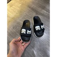 Dép lê cho bé trai mùa hè