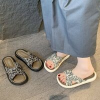 Dép lê nữ quai ngang hoạ tiết vải ren đế cực êm LISA002