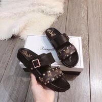 Dép LV đi siêu sang chảnh