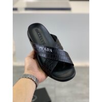 Dép nam da Prada thiết kế quai đan chéo nhau có in logo thương hiệu mềm mại thoải mái khi đi