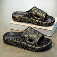 Dép nam mùa hè bên ngoài mặc đế mềm bước lên cứt cảm giác tắm nhà dép lau nhà chống trượt ne