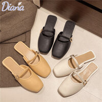 Dép nửa baotou rỗng phiên bản Hàn Quốc. 。Dép nữ đi biển đế phẳng thời trang khóa vàng