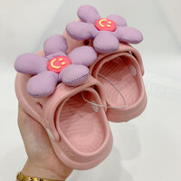 Dép sục cho bé- Sục bé gái họa tiết bông hoa Smile 3D siêu cute