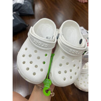Dép Sục Crocs Classicmàu trắng Cho Bé Trai Gái . giày xục Không mùi, tróng trơn trượt, siêu nhẹ( tặng kèm 10 sticker)