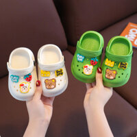 Dép Trẻ Em Dép Cho Bé Trai Và Bé Gái Hoạt Hình Trang Trí Dễ Thương Chống Trượt Crocs Giày Sân Vườn