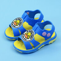 Dép trẻ em Little Yellow Duck cho bé trai, kiểu dáng bé trai, giày cho trẻ từ 1 đến 3 tuổi, đế nhựa mềm không trượt, giày chống nước cho bé gái