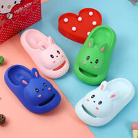 Dép Trẻ Em Mùa Hè Mới Baotou Nửa Dép Bé Trai Crocs Hoạt Hình Thỏ Chống Trơn Trượt Bé Gái Dép Sandal
