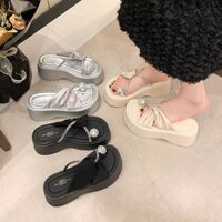 Dép Xỏ Ngón Đính Đá Đế dày bánh xốp, Dép lê nhẹ siêu đẹp mặc ngoài cao cấp kiểu mới mùa hè 2025 nữ